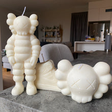 Load image into Gallery viewer, KAWS Head Candle
