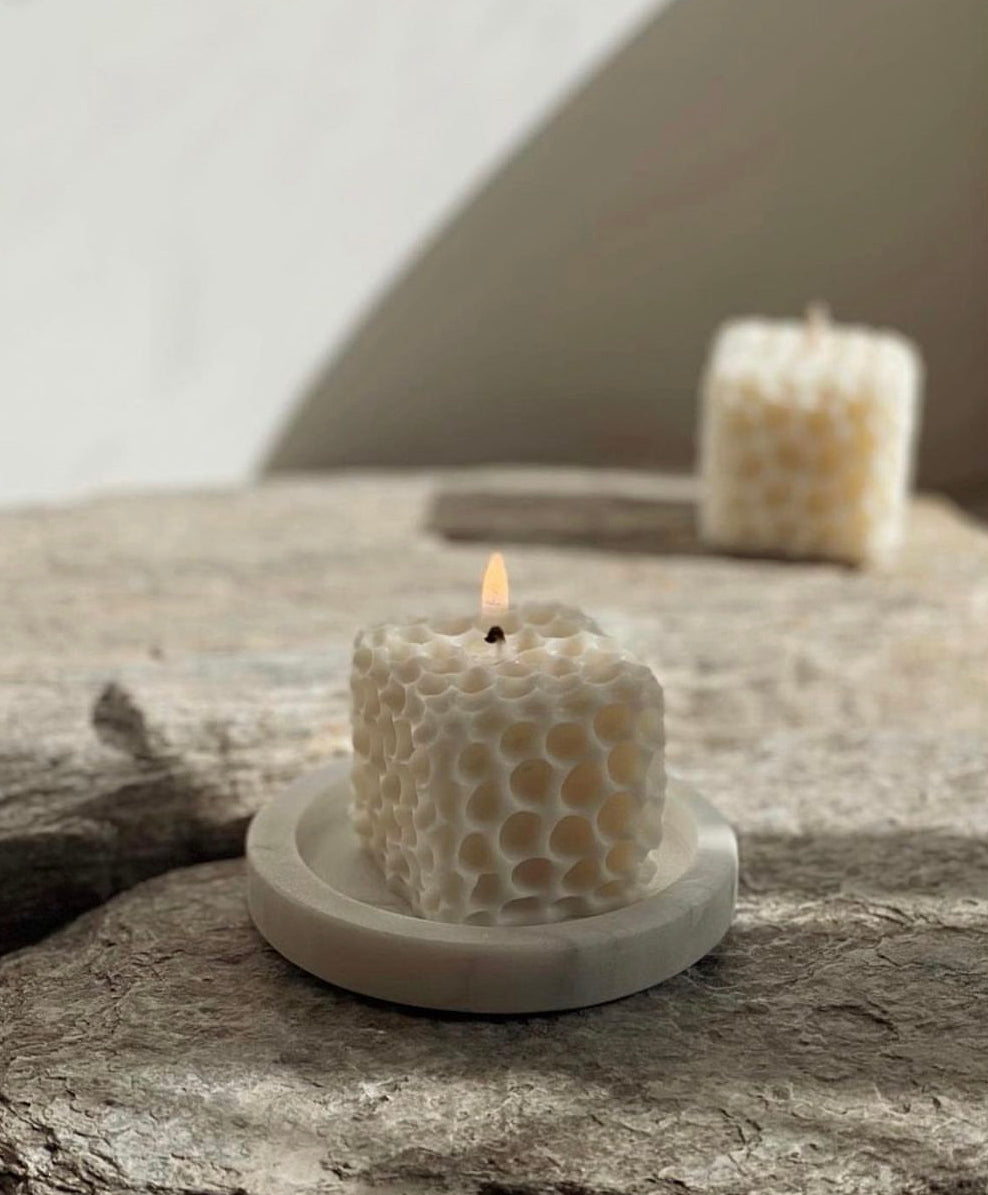 Beeswax Honeycomb Cube Candle – Sweet Cindy's Honey